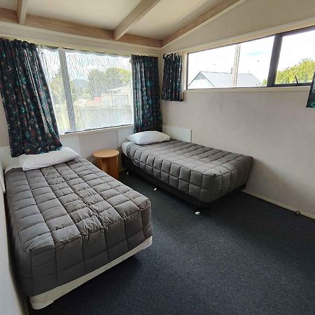 Motel Villa Del Rio Whangarei Buitenkant foto