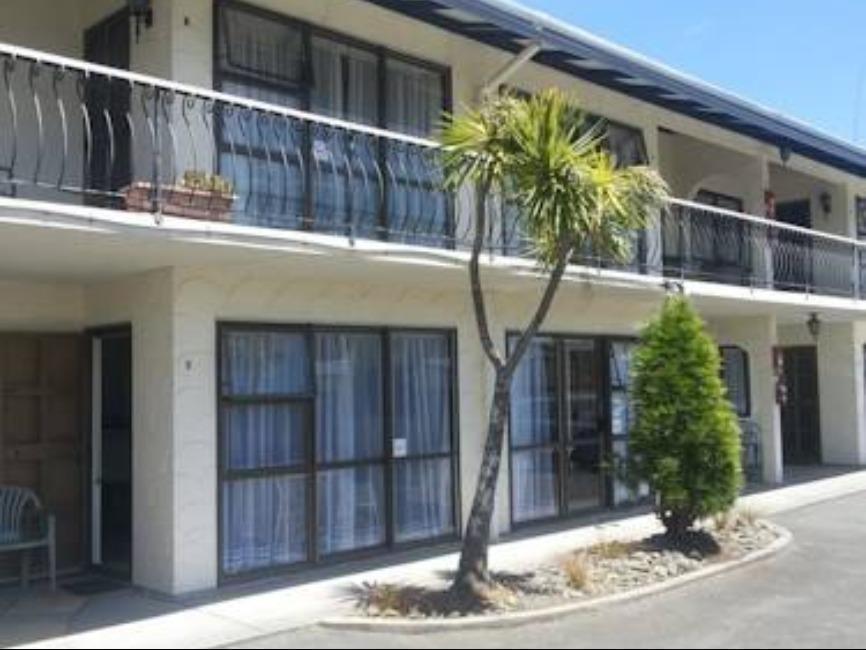 Motel Villa Del Rio Whangarei Buitenkant foto